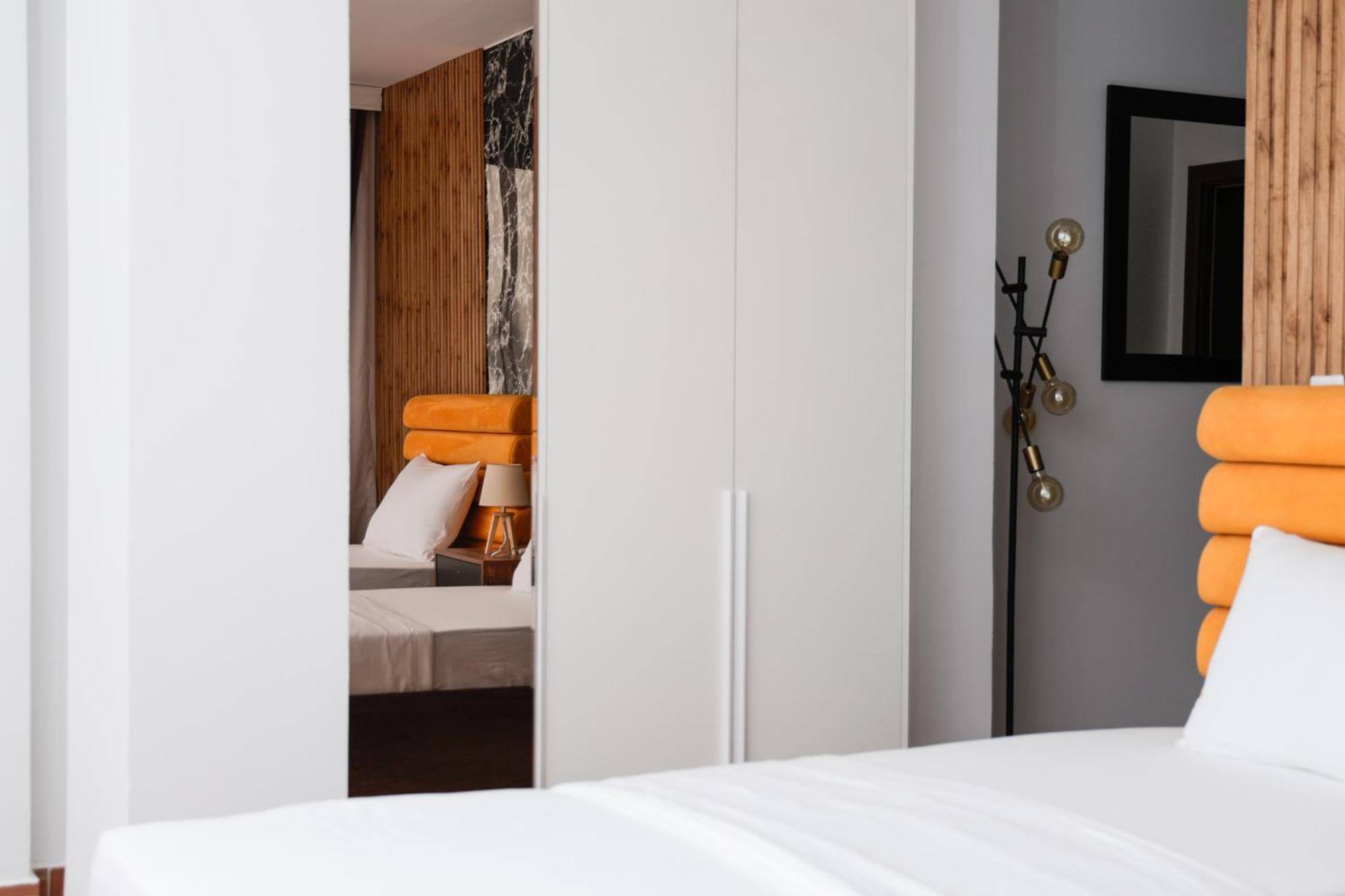 Hotel Denis Призрен Екстериор снимка